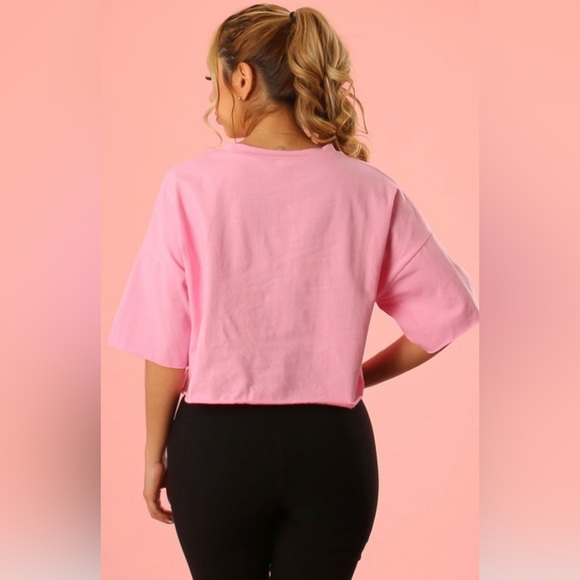 Pink graphic crop top with bear design - Picture 2 of 2